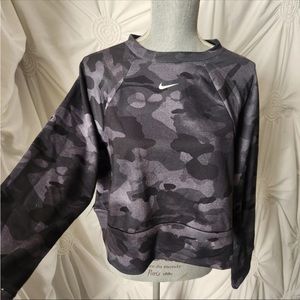 Nike camo sweatshirt